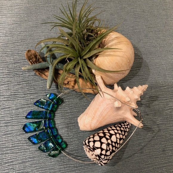 Necklace - Unique - Handcrafted - Art Glass pendants on a 15.5" silver chain - Picture 2 of 6